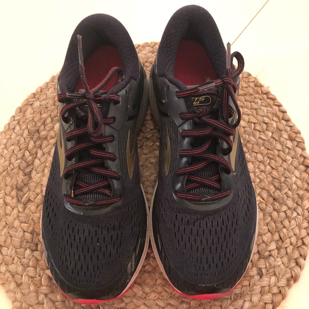 Brooks men’s running shoe